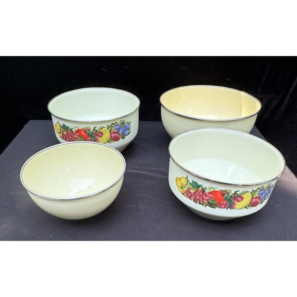 Vintage Metro Vitroceramic Bowls Set of 4